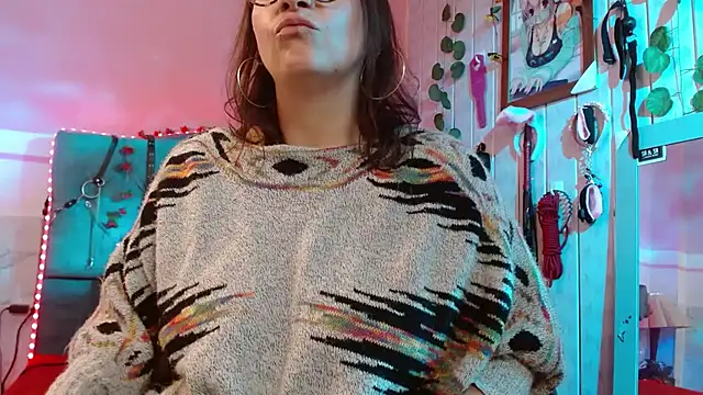 Susana_Rojas Adlı Modelin Canlı XXX Sohbeti