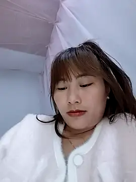 Lucxy-ki6 Adlı Modelin Canlı XXX Sohbeti