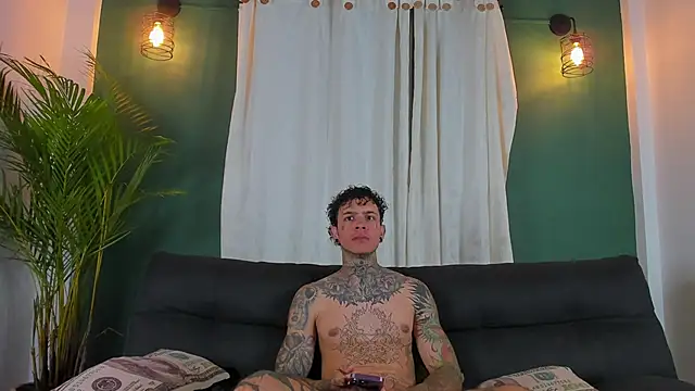 Chat XXX en directo de Aron_ford