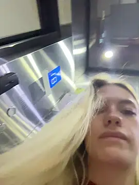 -Sexy_Barbie- Chat XXX live