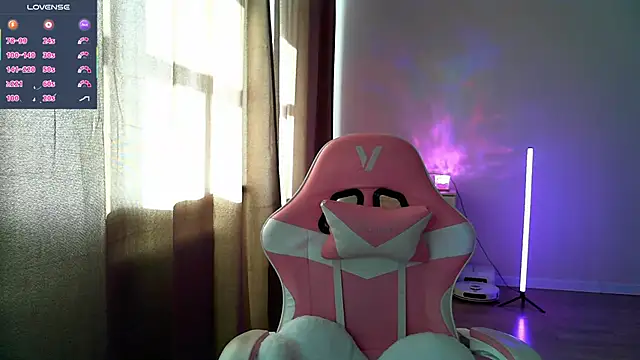 eskatmi's Live XXX Chat