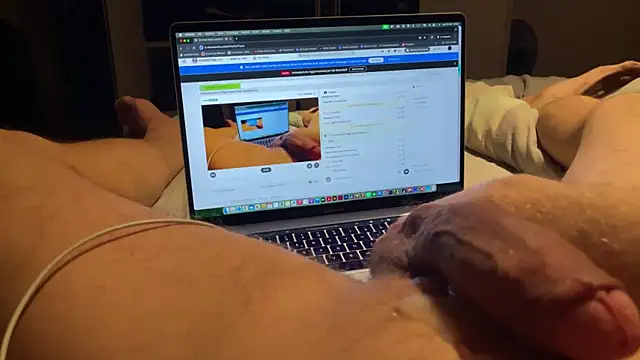 DeepEyePuppy Webcamshow