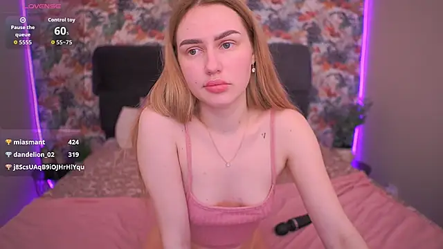 Chat +18 de GabriellaJass ao vivo