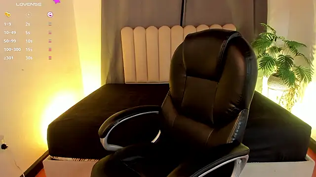 Latifa_ali Chat XXX in diretta