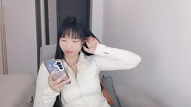 Lisa-3333's Live XXX Chat