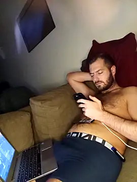 THE_CHEEKY_ALPHA Adlı Modelin Canlı XXX Sohbeti