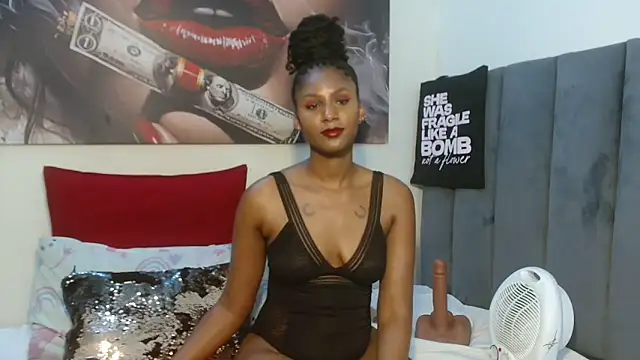 Moreish-06 Live XXX-Chat