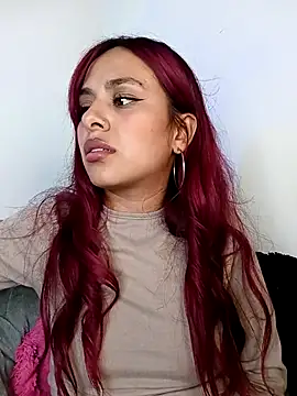 EmiilyFoxx09 – Naživo XXX chat