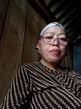 Agnes-baby Show in webcam