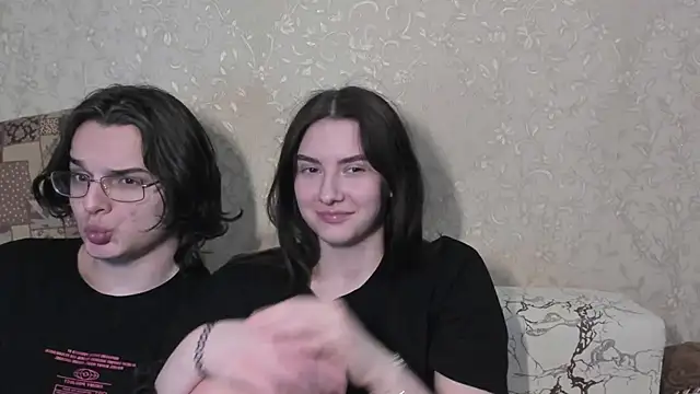 love_lina_muuur's Live XXX Chat