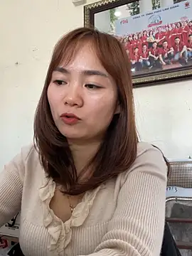 Bana-gibee's Live XXX Chat