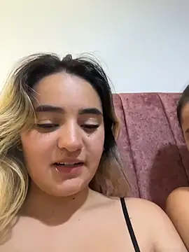 Živý XXX chat Antonella_Julieta