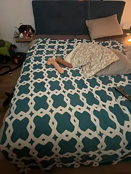 Jaropol 现场XXX聊天