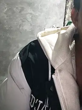 axel69consentido Adlı Modelin Canlı XXX Sohbeti