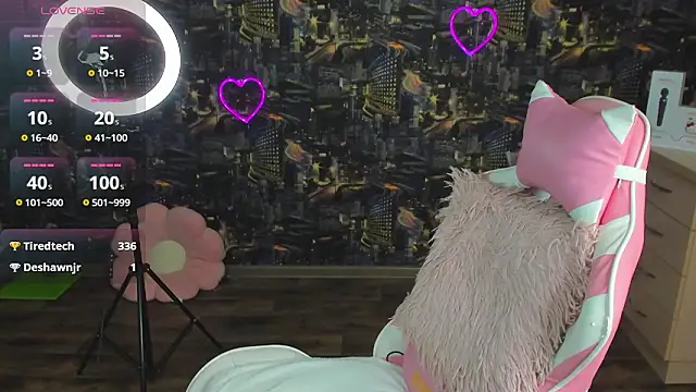 ArielSpellのライブXXXチャット