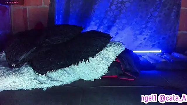 Cata-angel's Live XXX Chat