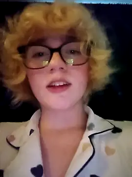 Pokazy przed kamerką – mcjbgfhgjhiiilllufjyf