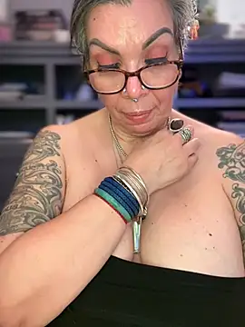 dieseldame1313 – Live XXX-chat