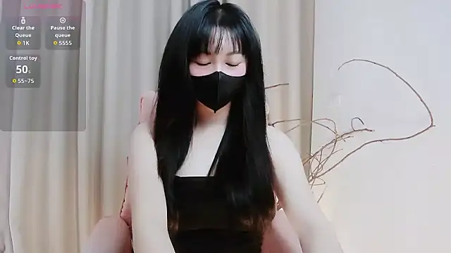 Sweet-Shuna 即時 XXX 聊天