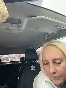 MerlinDave Chat XXX in diretta