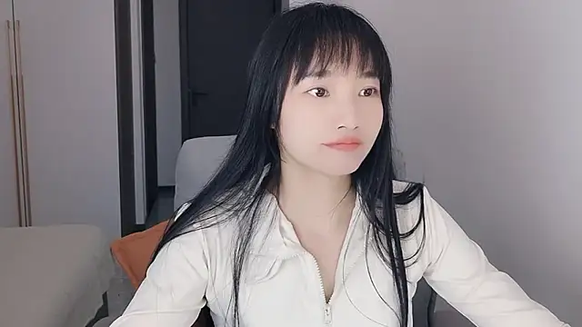 Lisa-3333's Live XXX Chat