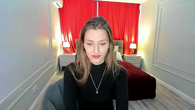 NaturalBeaty's Live XXX Chat