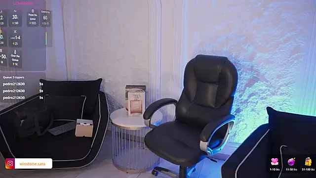 Онлайн чат XXX sarawinstone