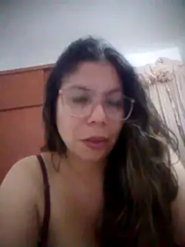 Živý XXX chat Carliina_Soussa