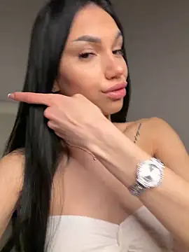 عرض كام ilariea_girl