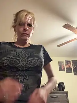 FireAfterDark Chat XXX live