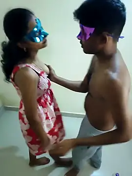 Chat +18 de Sweet_Cpl_ ao vivo