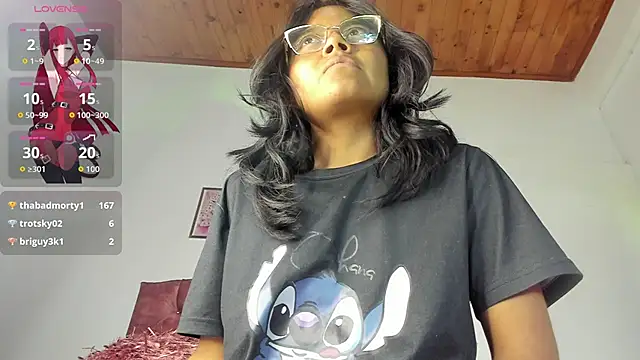 luna_velveth: онлайн-секс-чат