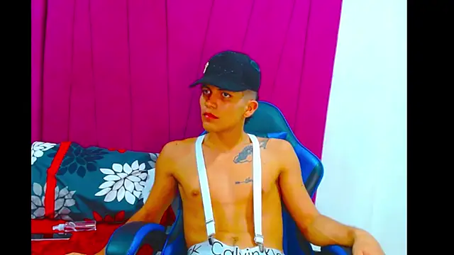 pipe_hot04 webcam show