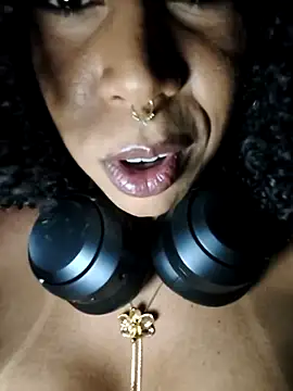 dianagolley420 网络视讯表演