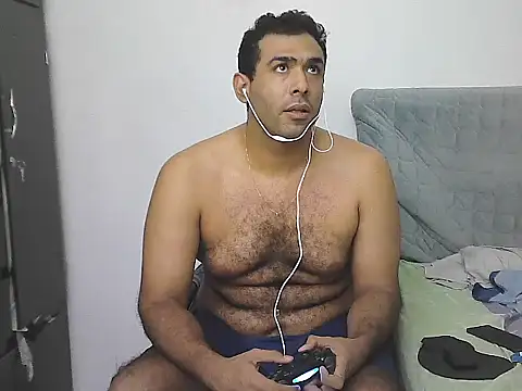 AlphaLatinoBear – Naživo XXX chat