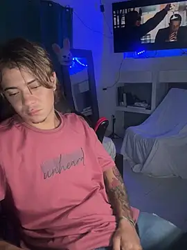 AngelLatinBoy's Live XXX Chat