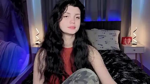 Онлайн чат XXX MileyRood