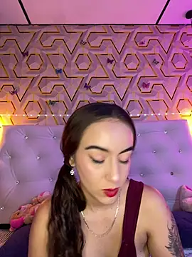 MelanyyJhonson15's Live XXX Chat