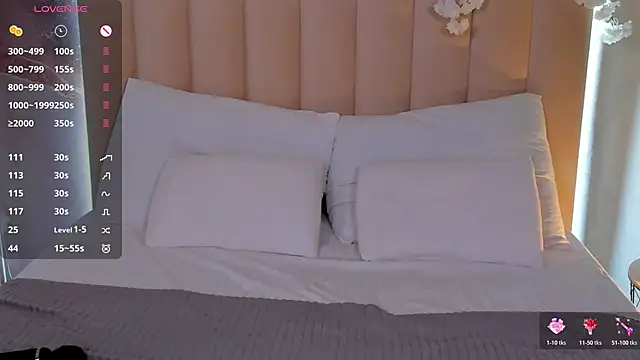 LianaFord Chat XXX live