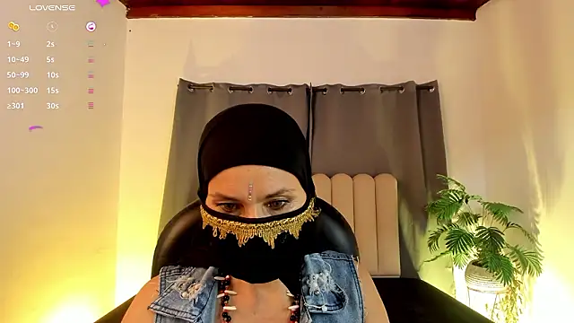 Latifa_ali's Live XXX Chat