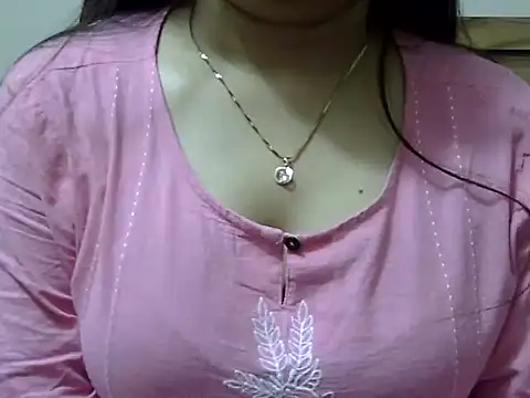 mahira_999's Live XXX Chat