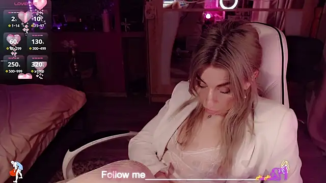 AnnieGOld_: онлайн-секс-чат