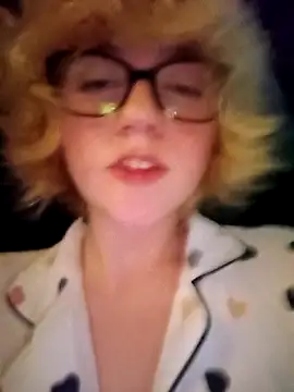 mcjbgfhgjhiiilllufjyf: онлайн-секс-чат