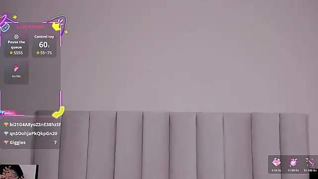 MiaKarlos: онлайн-секс-чат