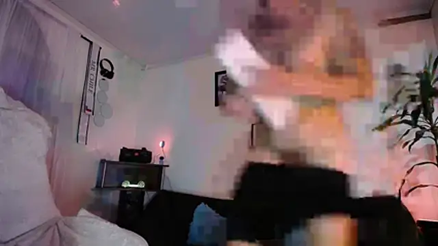 Chatroom XXX en direct de tiancam