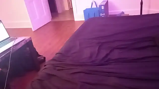 Czat XXX na żywo – Kitrider