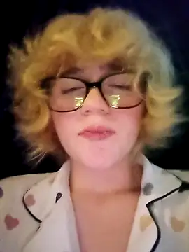 mcjbgfhgjhiiilllufjyf Chat XXX live