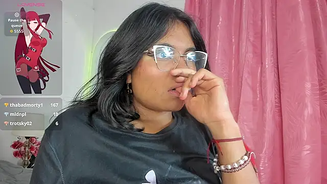 XXX chat uživo modela luna_velveth