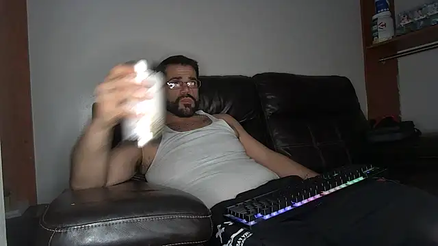 Zander823 Live XXX-chat