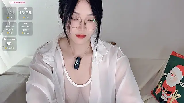 upoo7lt's Live XXX Chat